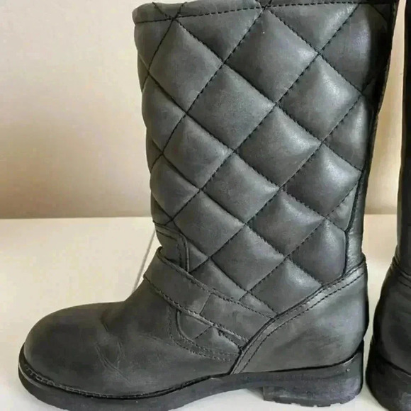KG Kurt Geiger Grey Tamara Quilted Moto Boots - Picture 5 of 7